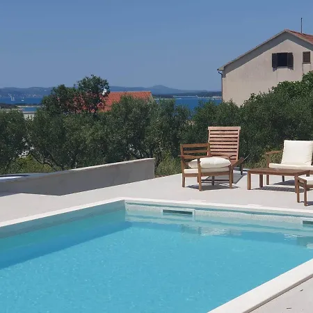 Relax House Drage