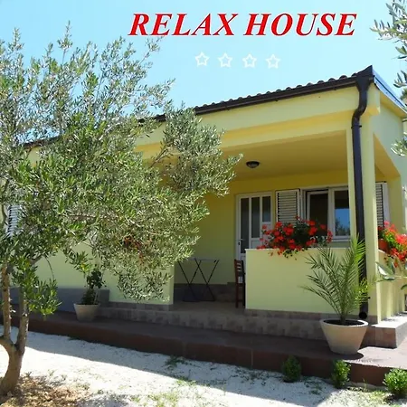 Relax House Feriehus Drage